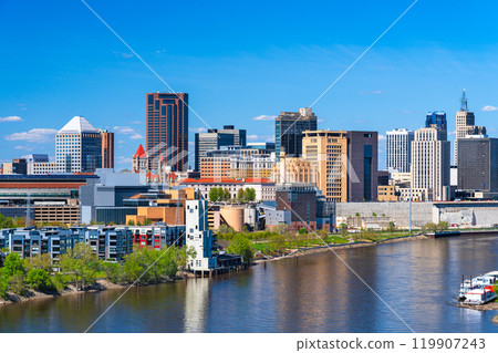 St. Paul, Minnesota, USA on the Mississippi River St. Paul, Minnesota, USA on the Mississippi River 119907243