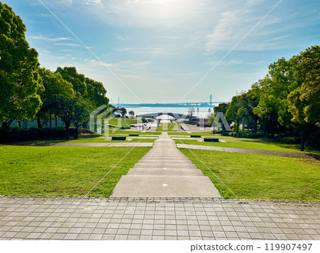 Minato Mirai Waterfront Park 119907497
