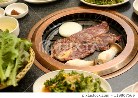 Korean barbecue. Korean beef sirloin Korean barbecue. Korean beef sirloin 119907569