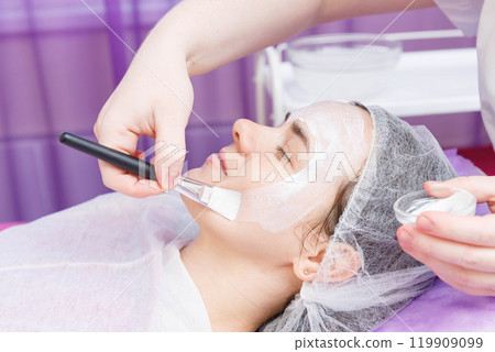 Carboxytherapy for the face. Almond face peeling. 119909099