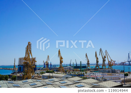 正在建設中的港口城市加的斯 正在建設中的港口城市加的斯 119914944