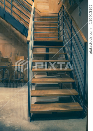 咖啡館室內樓梯 咖啡館室內樓梯 119915162