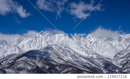 Clear skies and the Northern Alps in midwinter, Hakuba Village, Nagano Prefecture 119917216