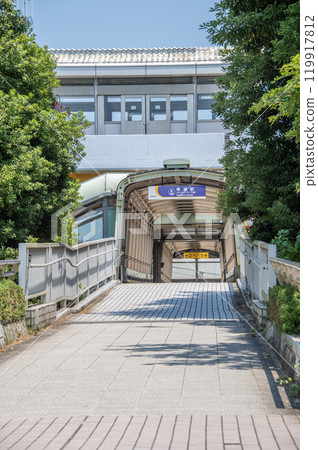 Yokohama Seaside Line, Saiwaiura Station, Saiwaiura, Kanazawa-ku, Yokohama, Kanagawa Prefecture 119917812