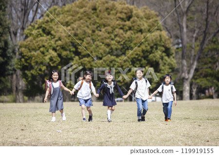 一年級小學生5名 一年級小學生5名 119919155
