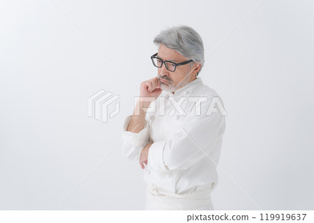 男廚師思考 男廚師思考 119919637
