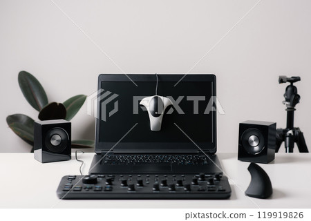 calibration computer monitor 119919826