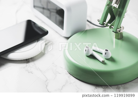 wireless earbuds for smartphone 119919899