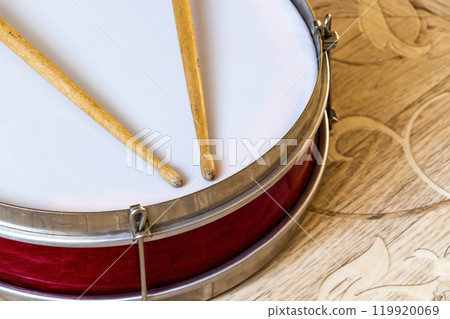 Pioneer drum and sticks Pioneer drum and sticks 119920069