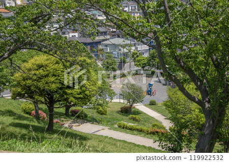 Tomioka Nishi Park, Tomioka Nishi, Kanazawa Ward, Yokohama City, Kanagawa Prefecture 119922532