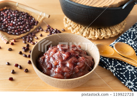 煮紅豆、生豆和鐵鍋 119922728