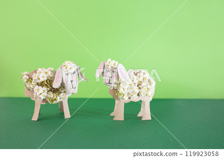 Enhance your spring-themed decorations with this adorable folk art sheep made from a toilet paper roll. 119923058