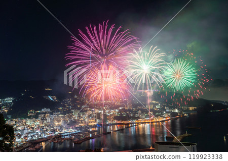 [靜岡縣]熱海煙火大會/俯瞰熱海市的夜景 119923338