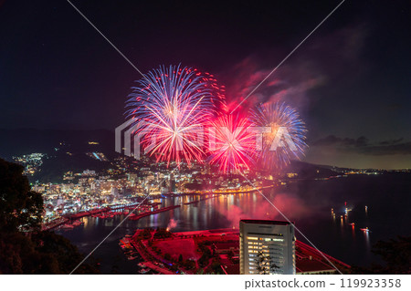 <Shizuoka Prefecture> Atami Fireworks Festival - Night view overlooking the city of Atami 119923358