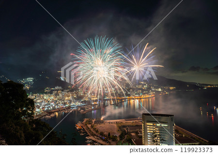 [靜岡縣]熱海煙火大會/俯瞰熱海市的夜景 119923373