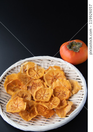 Dried persimmon slices Dried persimmon slices 119926057