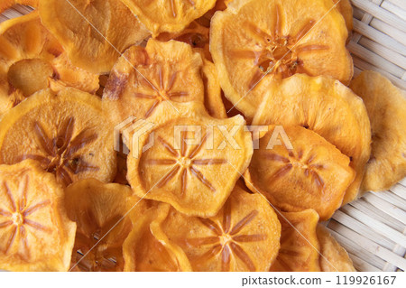 Dried persimmon slices Dried persimmon slices 119926167