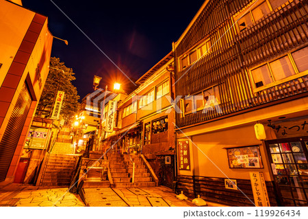 [群馬縣] 夜晚的伊香保溫泉石階 119926434