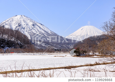 Mt. Shiribetsu and Mt. Yotei as seen from Kimobetsu Town, Hokkaido [April] 119926668