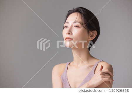 女性的美麗形象 119926868