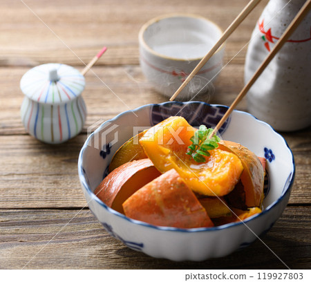 Hearty and delicious! Simmered red pumpkin Hearty and delicious! Simmered red pumpkin 119927803