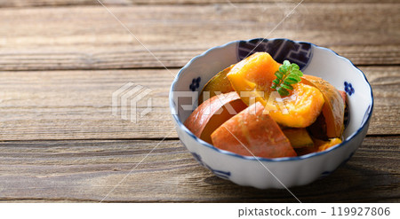 Hearty and delicious! Simmered red pumpkin Hearty and delicious! Simmered red pumpkin 119927806