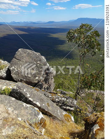 Blue mountains at Reeds Lookout, Grampians, Victoria, Australia Blue mountains at Reeds Lookout, Grampians, Victoria, Australia 119928391