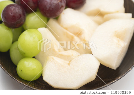 Image of a fruit platter (stock photo) Image of a fruit platter (stock photo) 119930399