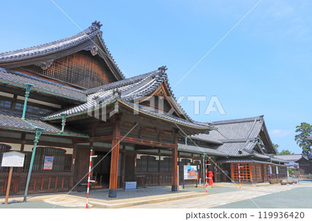 愛知縣豐川市豐川稻荷彩勝殿風景 119936420