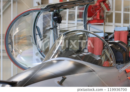 Canopy of the T4 trainer Cockpit of the T4 trainer 119936700