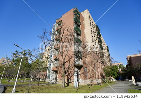 National Taiwan University/Seikakukan (Da'an District, Taipei, Taiwan) 119942634