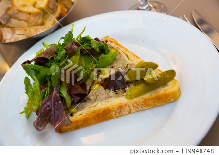 Pate en croute maison 119948748