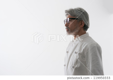 Male chef silhouette 119950333