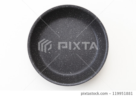 Non-stick frying pan on white background Non-stick frying pan on white background 119951881