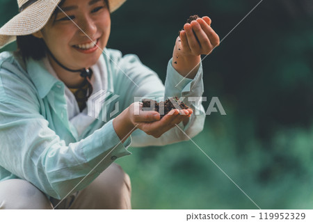 Touching the soil 119952329