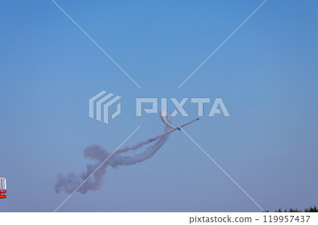 Blue impulse, corkscrew 119957437