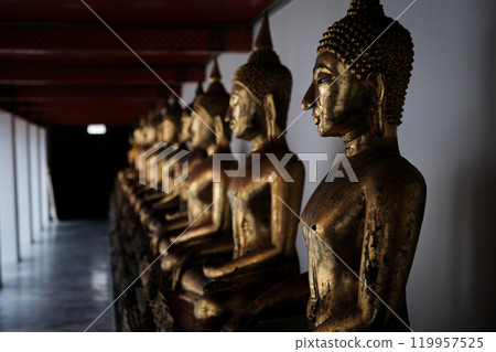 Thailand Buddha statue Reclining Buddha Temple (Wat Pho) Thailand Buddha statue Reclining Buddha Temple (Wat Pho) 119957525