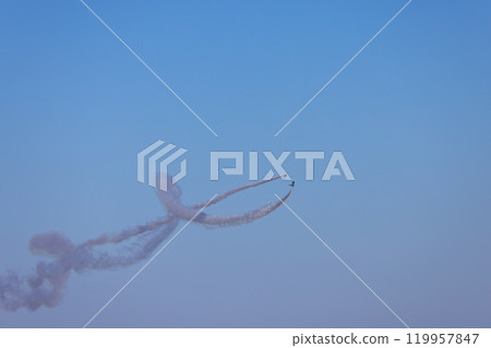 Blue impulse, corkscrew 119957847