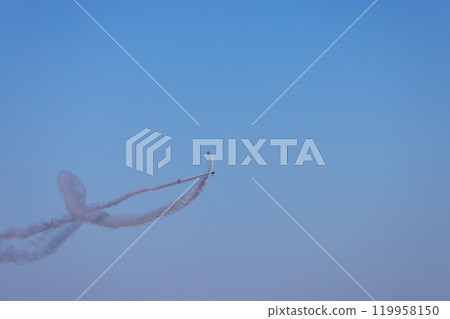 Blue impulse, corkscrew 119958150