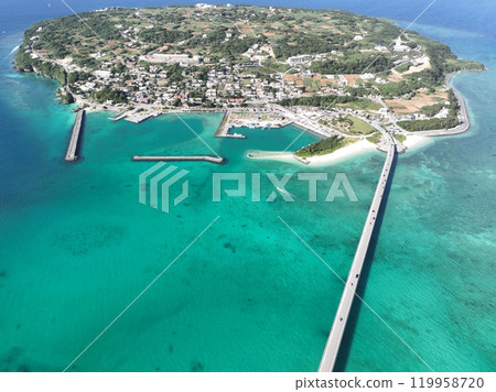 Aerial photography using a drone of Kouri Island, a remote island that can be reached by car 119958720