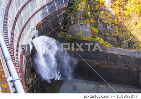 Tourist release of water from Hoheikyo Dam in Jozankei, Hokkaido 119958877