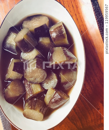 Cooked eggplant 119959567