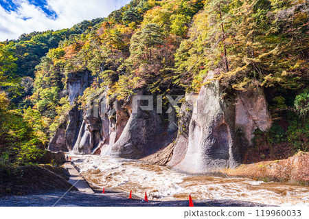 [Gunma Prefecture] Fukiware Falls during autumn 119960033