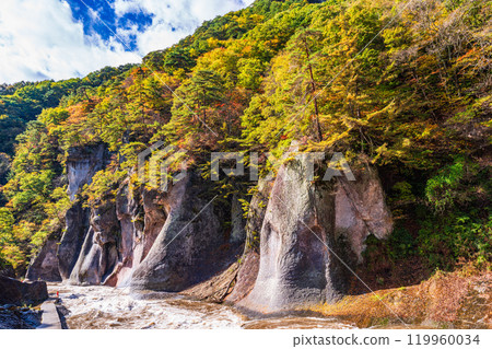 [Gunma Prefecture] Fukiware Falls during autumn 119960034