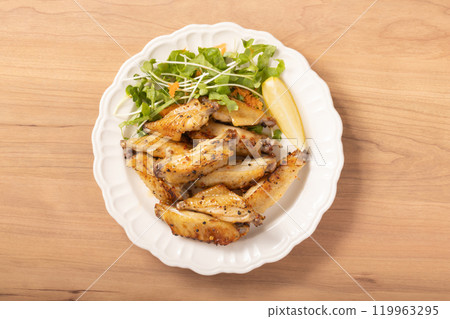 (Domestic) Young Chicken Spare Ribs (Grilled with Spicies) 119963295