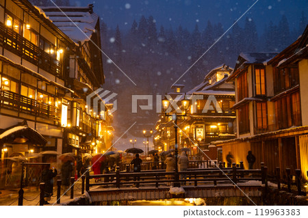 Ginzan Onsen on a snowy night Ginzan Onsen on a snowy night 119963383