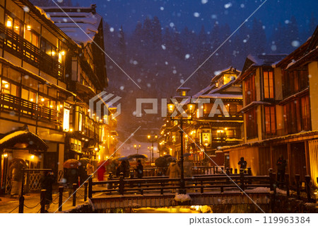 Ginzan Onsen on a snowy night Ginzan Onsen on a snowy night 119963384
