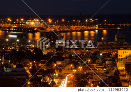 View of part of Las Palmas de Gran Canaria and the port of La Luz. 119963450