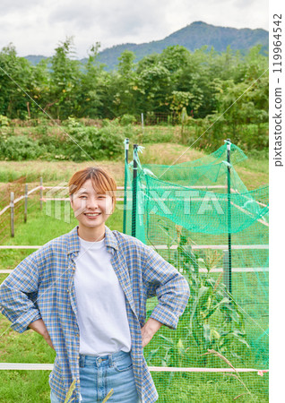 Fields and women, farmers, home gardens, rural life Fields and women, farmers, home gardens, rural life 119964542