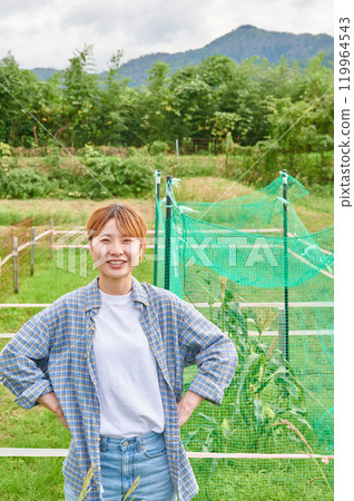 田野與婦女、農民、家庭花園、鄉村生活 119964543